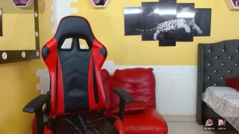 jose_sexycumm online show from November 30, 2025, 7:18 pm