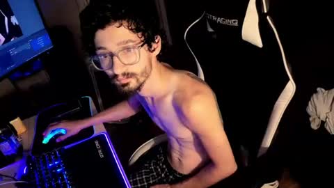 Josef online show from July 8, 2026, 2:05 am