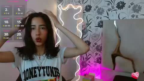 Joselyn  online show from November 28, 2025, 2:20 pm