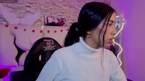 Joselyn  online show from February 15, 2026, 12:03 pm