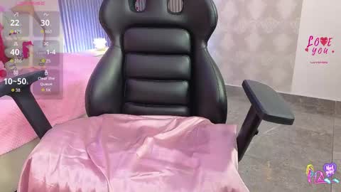 Joselyn  online show from May 18, 2026, 4:24 pm
