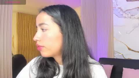 Joselyn  online show from June 10, 2026, 12:04 pm