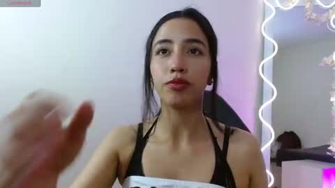 Joselyn  online show from June 22, 2026, 4:20 am