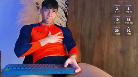 Snapshot of josep_davies chatting on October 22, 2025, 8:52 pm Josep online show from October 22, 2025, 8:52 pm