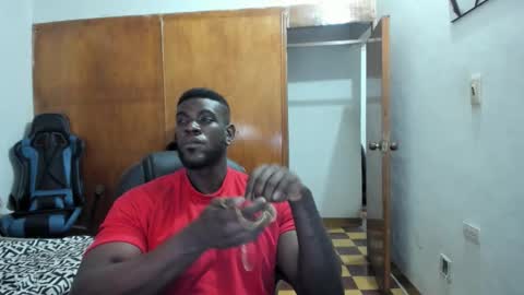 MR OAK online show from May 8, 2026, 5:02 am