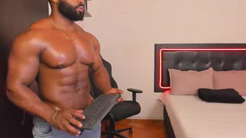 Snapshot of joseph_palacios chatting on October 22, 2025, 12:33 am joseph palacios online show from October 22, 2025, 12:33 am