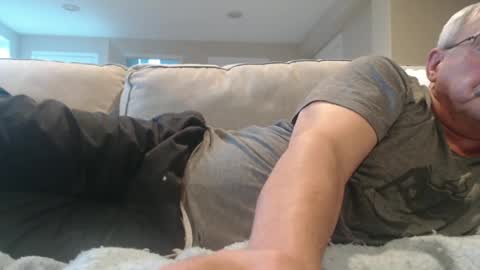 josephgr2021 online show from January 19, 2025, 11:32 pm