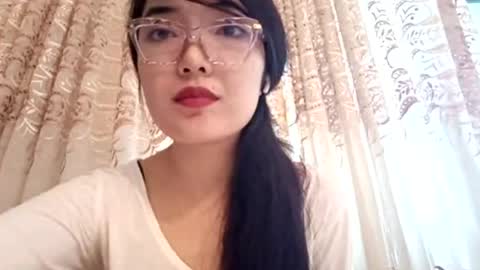 Kama online show from April 23, 2026, 12:29 pm