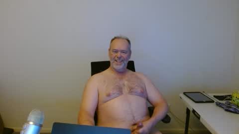 Snapshot of josh36sd chatting on October 11, 2025, 9:13 pm Josh online show from October 11, 2025, 9:13 pm