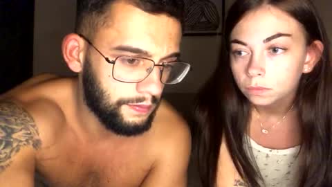 josh_xo online show from September 12, 2025, 5:46 pm
