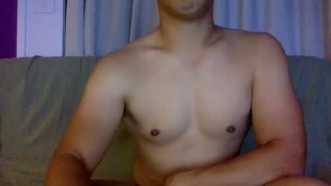 Snapshot of joshasian0713 chatting on April 5, 2026, 11:29 am joshasian0713 online show from April 5, 2026, 11:29 am