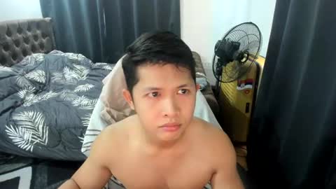 Snapshot of joshay21 chatting on June 25, 2026, 3:17 am joshay21 online show from June 25, 2026, 3:17 am