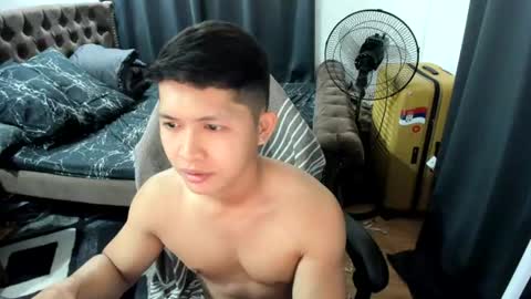 Snapshot of joshay21 chatting on June 29, 2026, 3:35 am joshay21 online show from June 29, 2026, 3:35 am