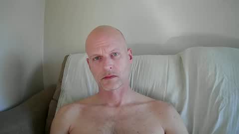 Snapshot of joshking2017 chatting on February 23, 2025, 1:42 pm joshking2017 online show from February 23, 2025, 1:42 pm