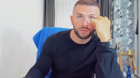 joshuamuscle69 online show from December 4, 2024, 10:02 am