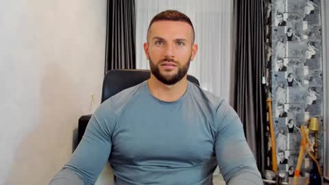 joshuamuscle69 online show from December 21, 2024, 12:38 pm