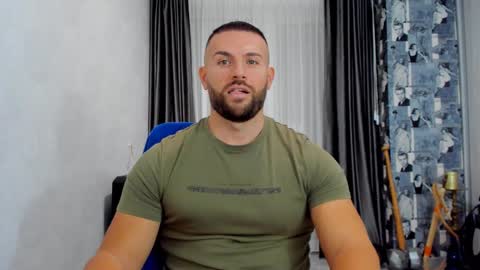 joshuamuscle69 online show from January 8, 2025, 6:41 am