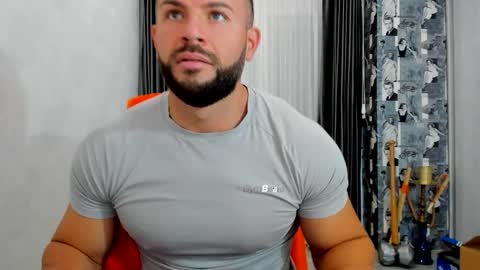 Snapshot of joshuamuscle69 chatting on September 19, 2025, 4:25 am joshuamuscle69 online show from September 19, 2025, 4:25 am