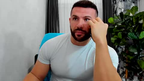 joshuamuscle69 online show from January 5, 2026, 5:27 pm