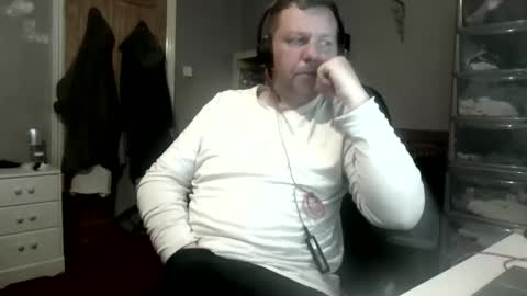 Snapshot of joshuaterrence chatting on April 29, 2026, 8:40 am joshuaterrence online show from April 29, 2026, 8:40 am