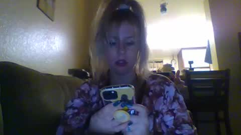 Lana Caruso online show from November 2, 2025, 6:16 am