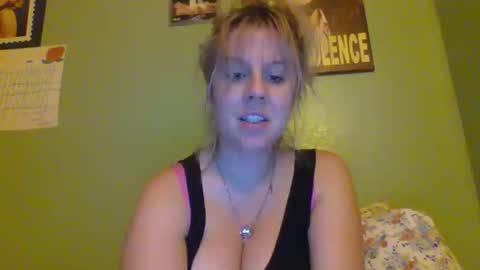 Lana Caruso online show from November 9, 2025, 2:54 am
