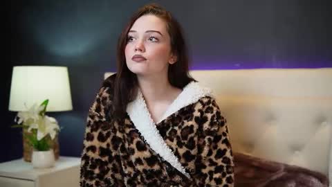  Josie  online show from December 1, 2025, 8:47 pm