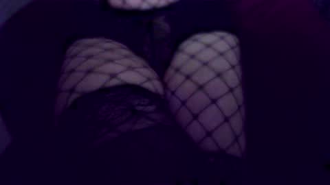 Snapshot of josiesissy_28 chatting on October 13, 2025, 1:27 am Sissy with shrunken little clitty online show from October 13, 2025, 1:27 am