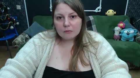 josiesun771 online show from February 2, 2025, 4:32 pm