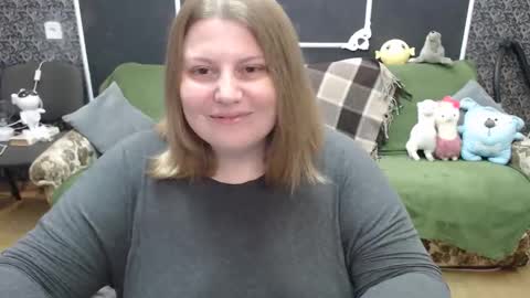 josiesun771 online show from September 26, 2025, 12:20 pm