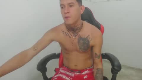 Snapshot of josue_linares chatting on October 28, 2025, 6:21 pm josue_linares online show from October 28, 2025, 6:21 pm