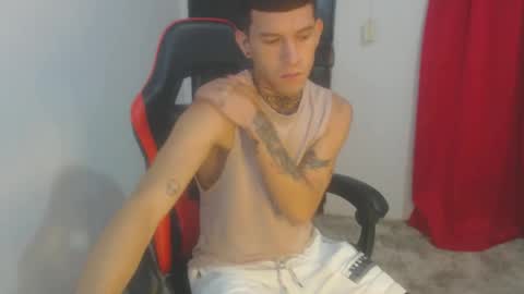 Snapshot of josue_linares chatting on November 2, 2025, 4:59 am josue_linares online show from November 2, 2025, 4:59 am