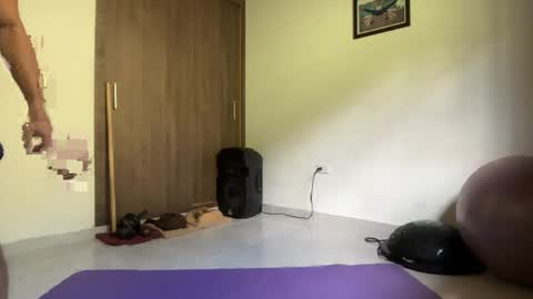 Im Jouliano online show from May 5, 2026, 3:09 pm
