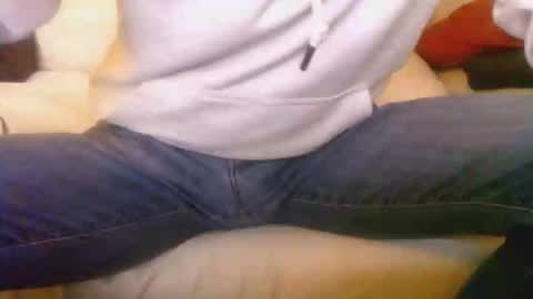 Snapshot of jovenduro84 chatting on March 4, 2026, 5:57 am jovenduro84 online show from March 4, 2026, 5:57 am