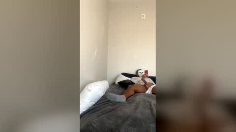 Snapshot of joxsolo chatting on April 7, 2026, 6:41 pm joxsolo online show from April 7, 2026, 6:41 pm