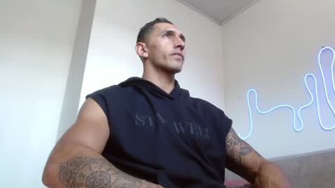  JOYLOPEZFIT online show from January 1, 2025, 3:57 pm
