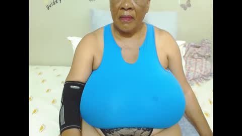 Snapshot of joycemando chatting on September 25, 2025, 8:18 am DairyQueen online show from September 25, 2025, 8:18 am