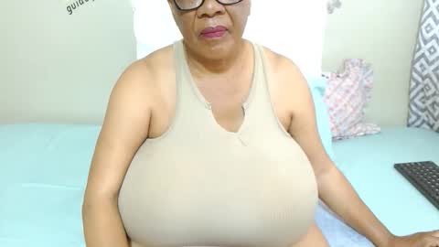 Snapshot of joycemando chatting on October 9, 2025, 9:40 am DairyQueen online show from October 9, 2025, 9:40 am