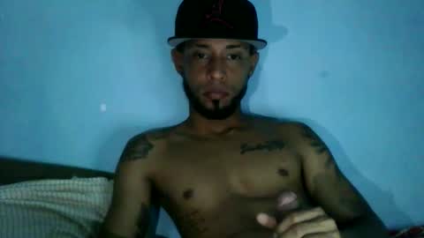 jpineda97 online show from February 23, 2026, 6:11 am