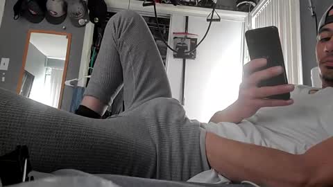 Snapshot of jpizzy23 chatting on January 10, 2025, 7:43 pm dLowfrk online show from January 10, 2025, 7:43 pm
