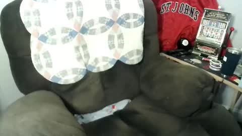 jpmel99 online show from March 14, 2026, 11:32 pm