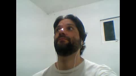 jrcsrodrigo online show from May 4, 2026, 12:39 am