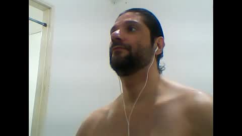 jrcsrodrigo online show from May 18, 2026, 12:40 am