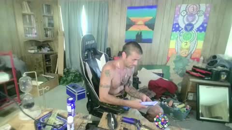 jrizzle1111 online show from September 21, 2025, 8:43 pm