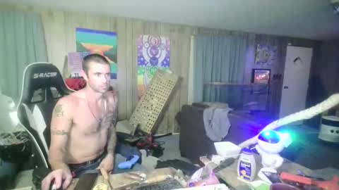 jrizzle1111 online show from October 31, 2025, 8:59 am