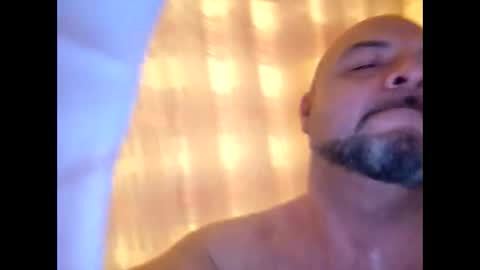 jrmoney420420 online show from November 15, 2025, 10:48 pm