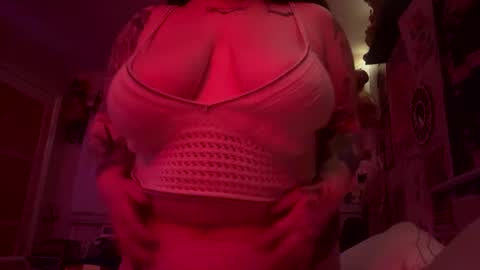 jrosejellybean online show from March 6, 2025, 9:47 am