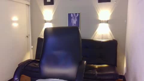Josneidy  Jos   online show from January 22, 2025, 3:20 am