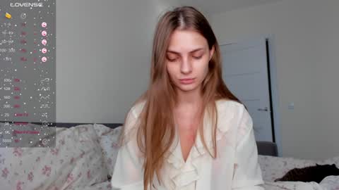 Julia and Julia online show from June 18, 2026, 11:58 am