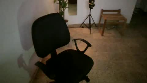 juan235665 online show from June 6, 2026, 12:49 am